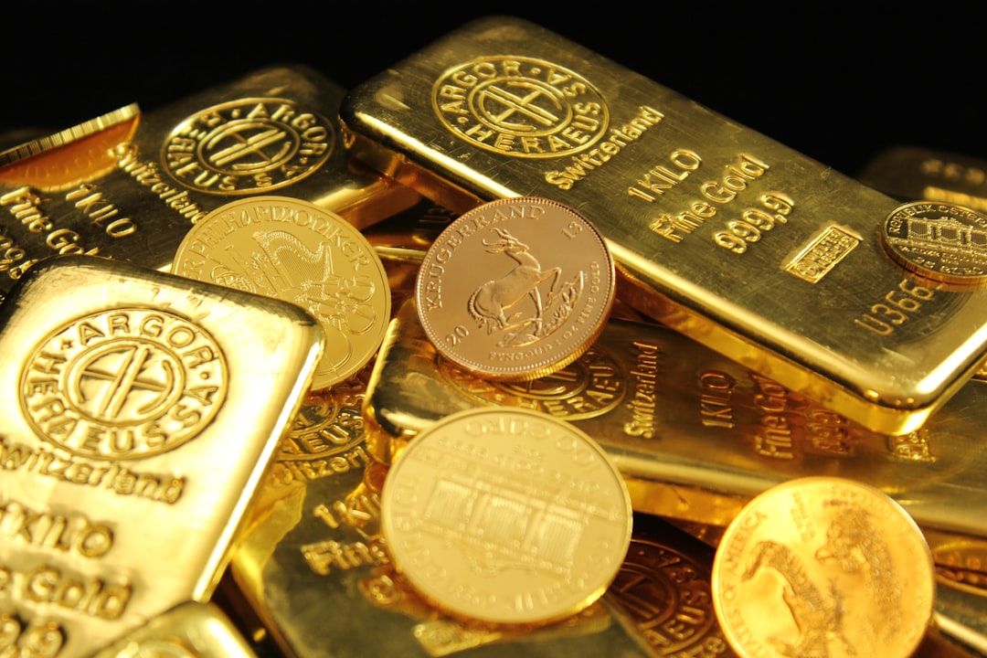 Vàng vọt lên trên 100 USD/oz sau báo cáo việc làm Mỹ tháng 7 kém dự báo
